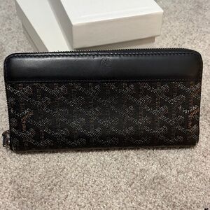 Goyard wallet